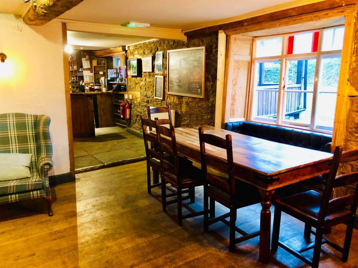The Hollybush Inn And B&B Priors Marston Dış mekan fotoğraf