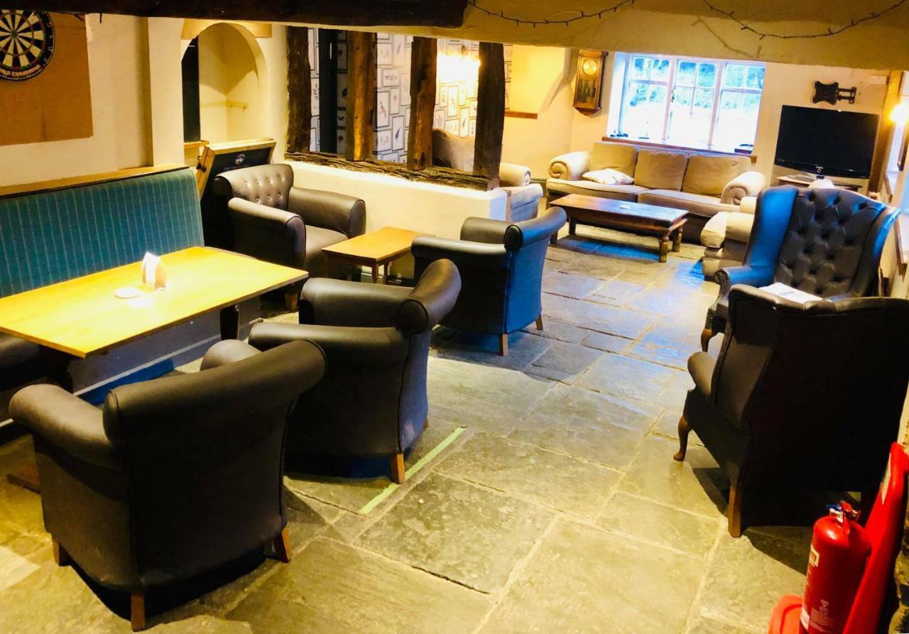 The Hollybush Inn And B&B Priors Marston Dış mekan fotoğraf